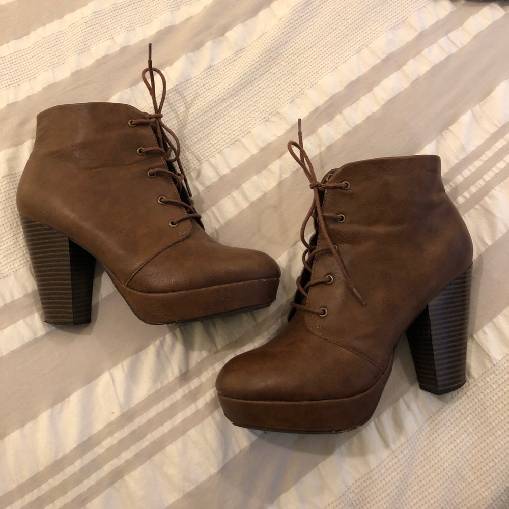 Platform booties - Brown faux leather